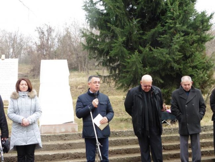 Откриха паметник на мястото на старото еврейско гробище