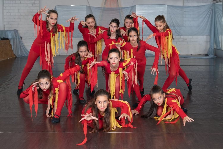 снимки: Facebook