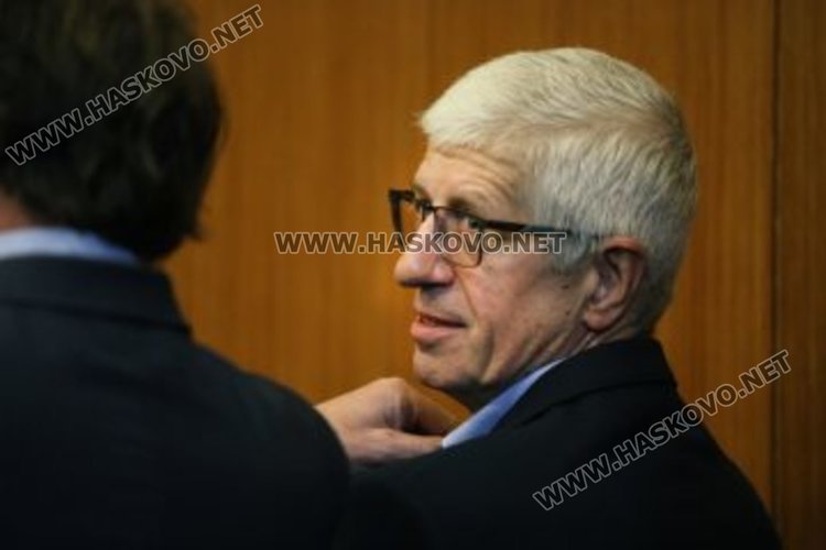 Втори опит за обвинение към Румен Овчаров за „Мини Бобов дол“