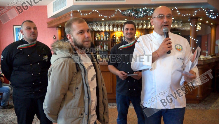 Искам да поздравя изложението направено тук с меса, хлябове и неща, които наистина хората обичат. Трябва да се търсят продукти, смятам, че в този регион има изключително интересни продукти , тука е Смилян и не небезизвестният боб, тук са сармичките, каза шеф Манчев