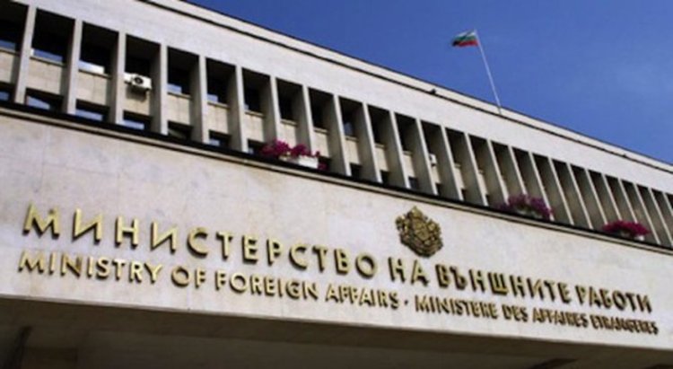 Външно: Не ходете на публични места в Страсбург