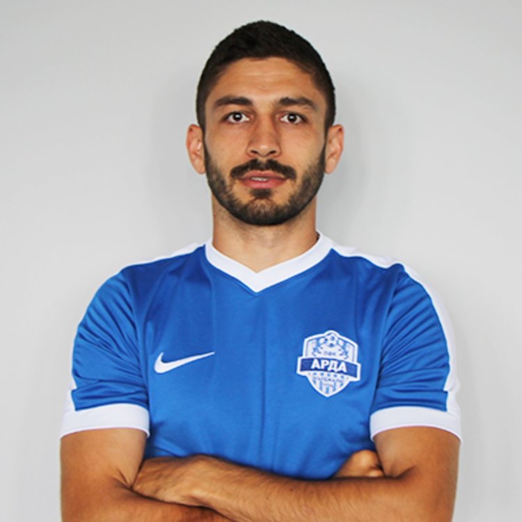 АРДА се раздели с Джихат Кямил