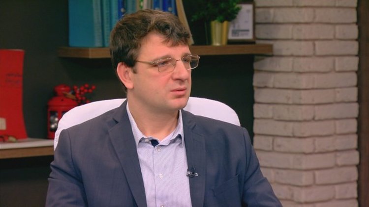 Александър Ваклин разказа за сумите и начина на плащането им на Иванчева
