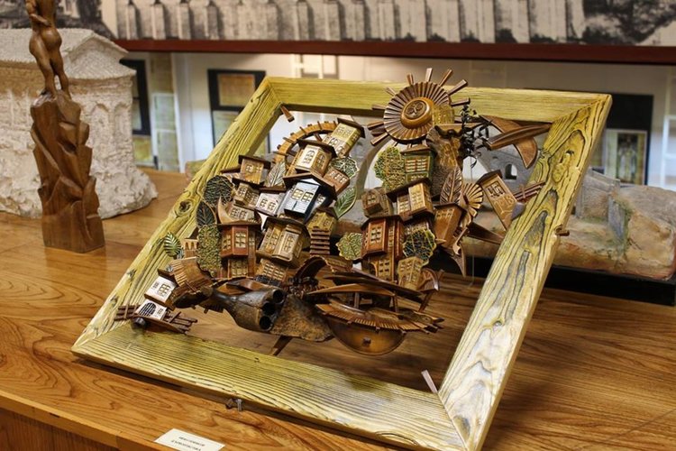 Самоуки майстори и занаятчии показват изкуството на ръчната изработка