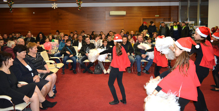 Събраха спортните трофеи в Харманли в „Кът на успеха“