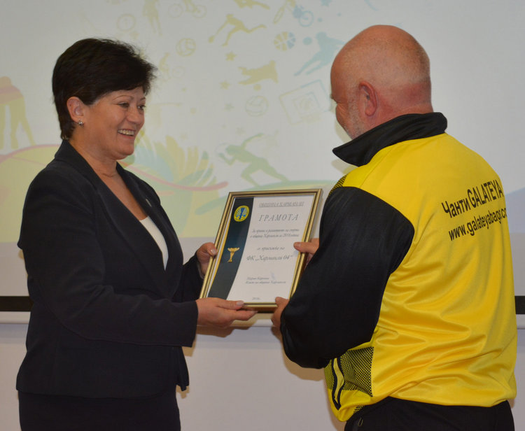 Събраха спортните трофеи в Харманли в „Кът на успеха“