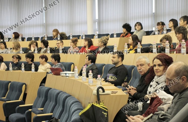 Първите признаци на аутизъм: лекция изнесе проф. Надя Полнарева - родителите нямат вина