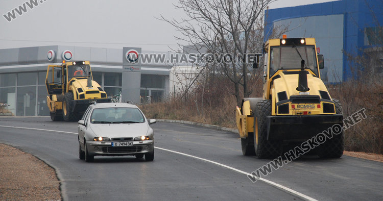 Шофьори летят със 100 км/час между валяците на околовръстното