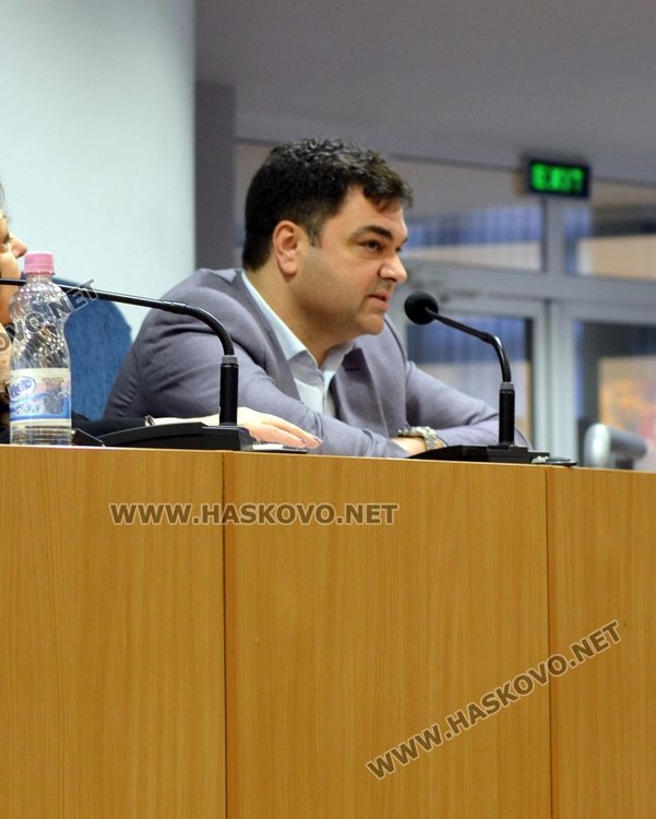 Първите признаци на аутизъм: лекция изнесе проф. Надя Полнарева - родителите нямат вина