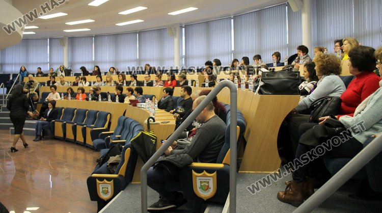 Първите признаци на аутизъм: лекция изнесе проф. Надя Полнарева - родителите нямат вина