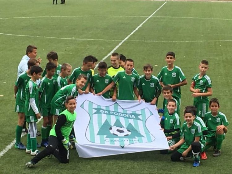 Отново искат обединяване на футболните клубове в Смолян с участие на Общината