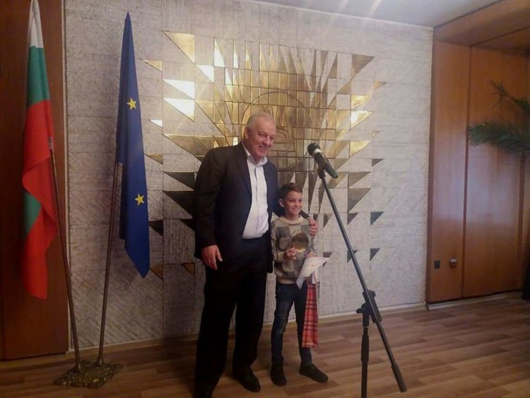 Община Смолян връчи наградите за спортист и треньор на годината, излъчиха и победителя на гражданите