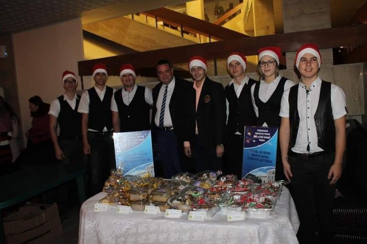 Златаровци със свой принос в Коледната благотворителна кампания