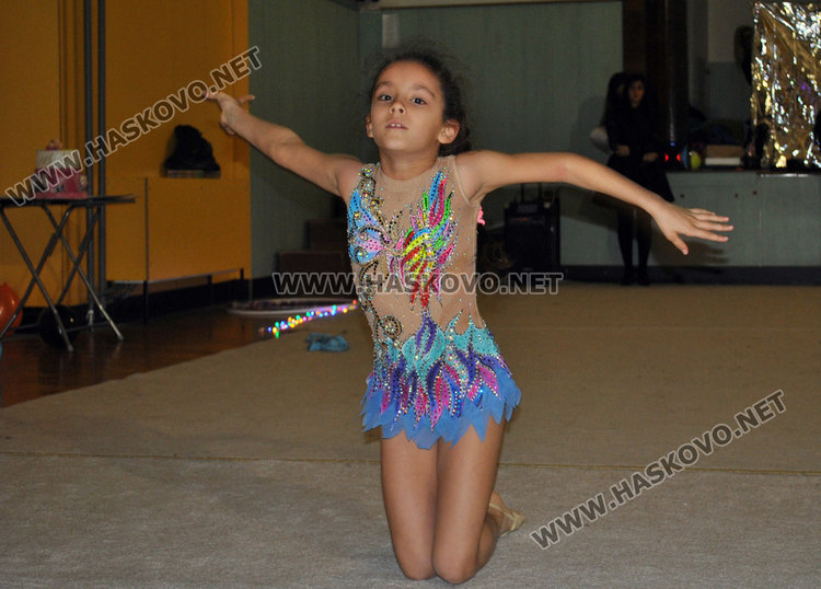 Гимнастичките на „Калия“ празнуваха рожден ден и Коледа