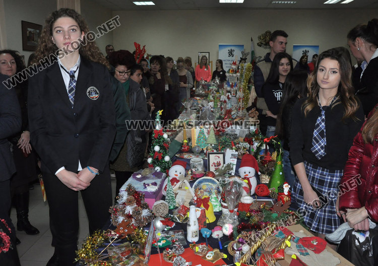 Хасковската Коледа сбъдна мечтата за две бебета на семейство от Любимец