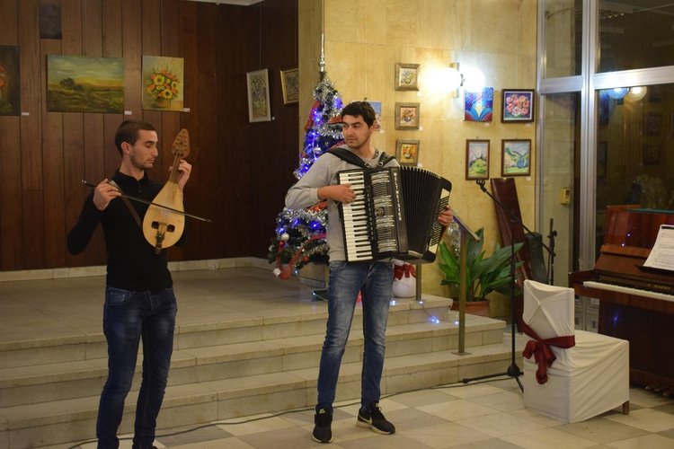 „Рождественска хармония” в Градската библиотека 