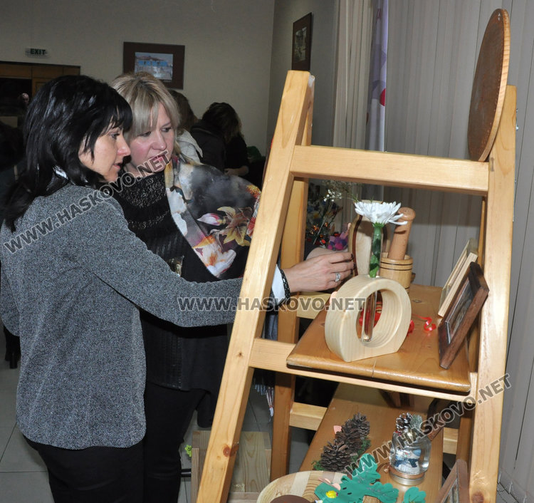 Хасковската Коледа сбъдна мечтата за две бебета на семейство от Любимец