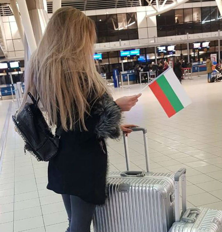 Красавица от Асеновград представя България на Miss Tourism World в Китай