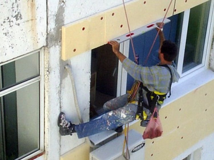 Започва санирането на 12-те сгради одобрени по проекта в Смолян /списък/