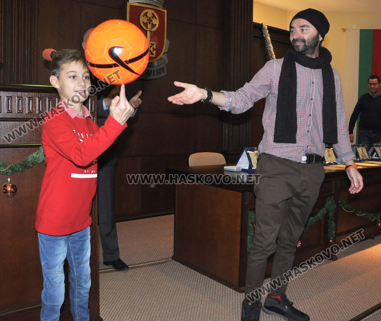 Тихомир и Емирджан спортисти на годината в Хасково, Слюдата – треньор №1