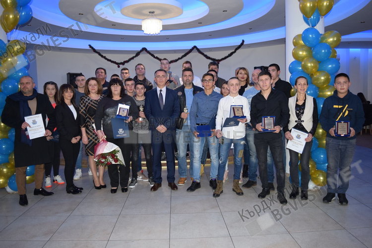 Николай Колев и Ергюнал Сабри са спортисти на годината на Община Кърджали