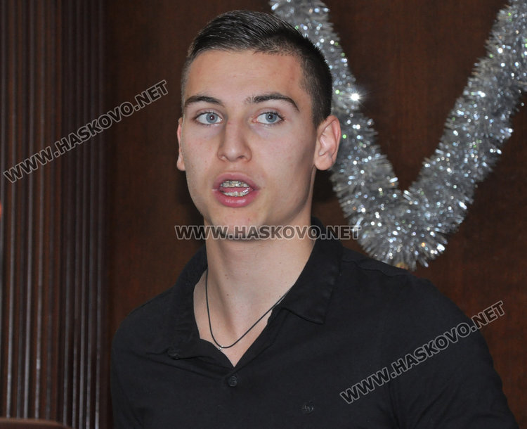 Тихомир и Емирджан спортисти на годината в Хасково, Слюдата – треньор №1