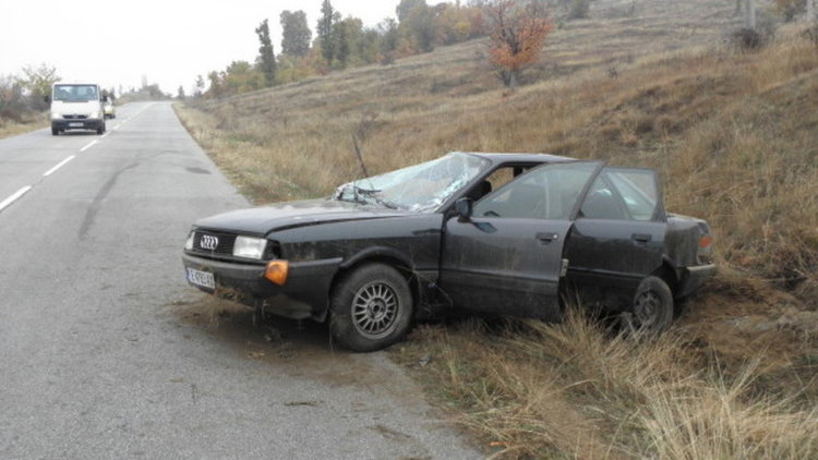 Възрастна жена пострада при катастрофа край Черногорово