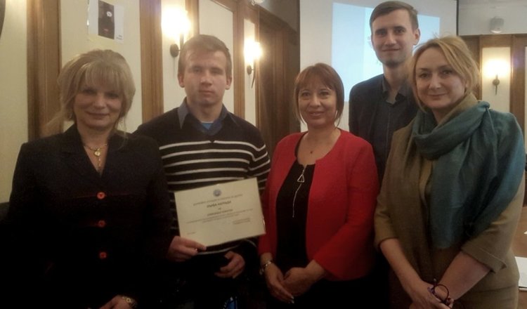 Млад димитровградчанин спечели 1-ва награда в конкурс за безопасен интернет