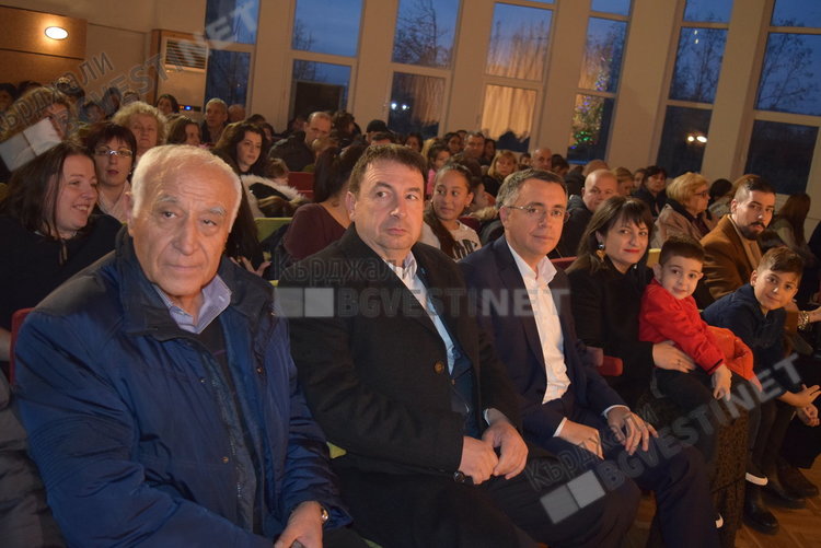 Откриха с концерт обновеният ОДК, Ротари клуб и Община Кърджали осигуриха средствата