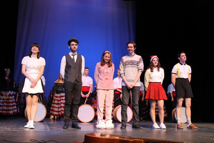 "Коледа" на семейство Уилямс събра 7000 лева за благотворителност