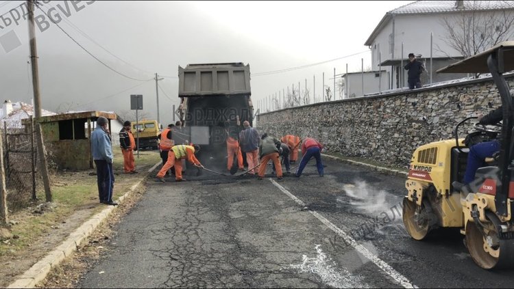 Публично-частно партньорство в Мишевско  осигури ремонтиран път за Нова година