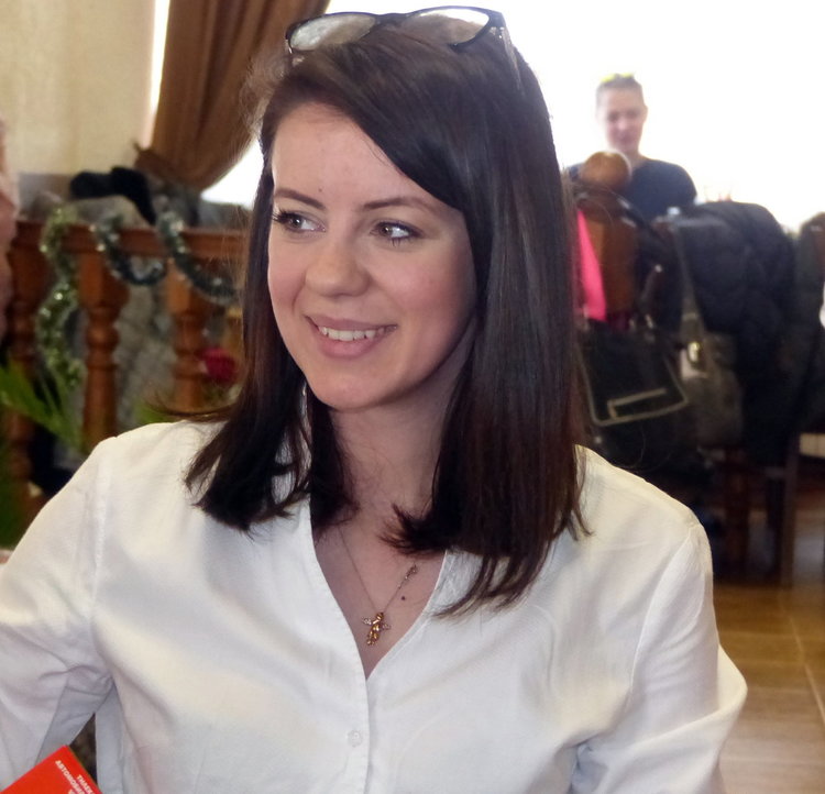 Петя Михалевска продължи традицията за коледно тържество за децата с увреждания от Смолян и региона, посатвена от покойният й баща през 2010г.