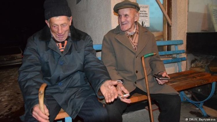 Селото, в което християни и мюсюлмани заедно празнуват Коледа