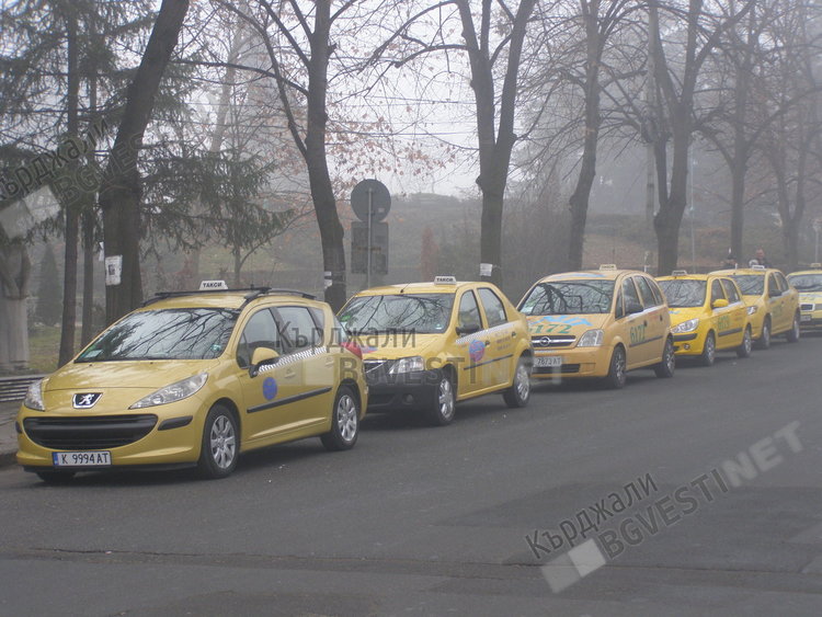 Едва 134 свободни места на трудовата борса в Кърджали, най-търсени таксиметровите шофьори