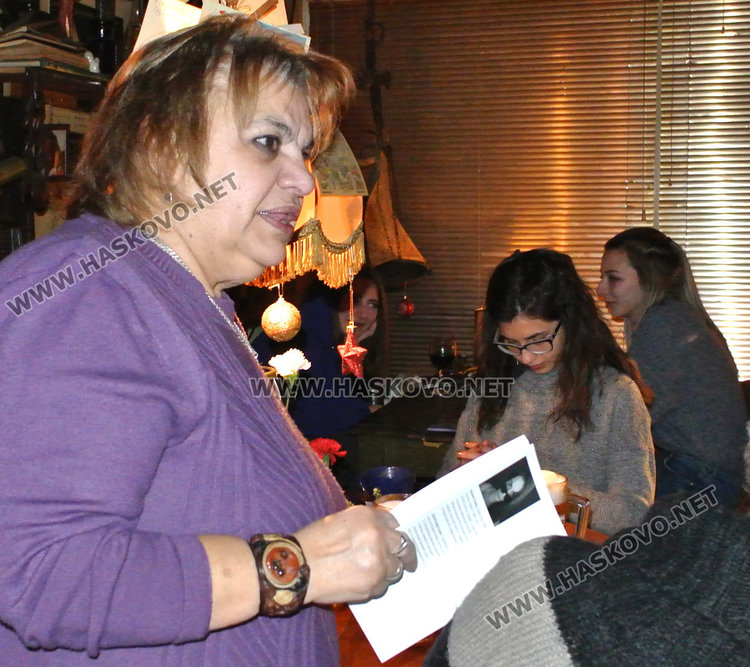 Докато градът спеше...Захарина Тонева споделя на белия лист