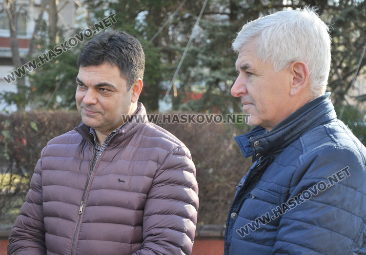 Измериха димитровградската Коледна елха, като най-високата в страната