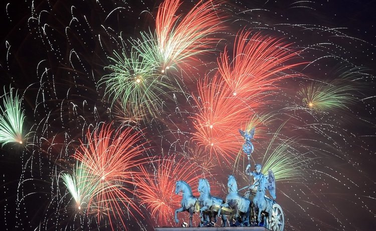 Как посрещат Нова година по света