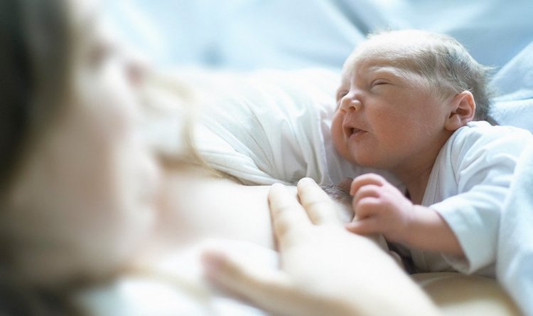 Първите бебета на 2019 са момичета