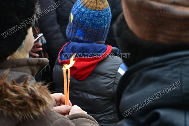 23-годишен баща на три деца извади кръста в квартал Черноконево – обновена