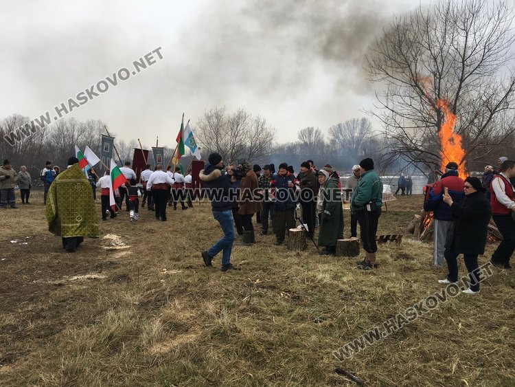 23-годишен баща на три деца извади кръста в квартал Черноконево – обновена