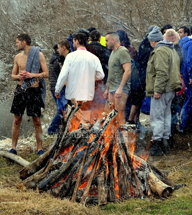 За 3-та поредна година Янислав извади кръста на Богоявление в Димитровград