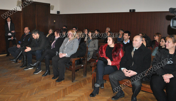 35 съдебни заседатели положиха клетва в Хасковския окръжен съд