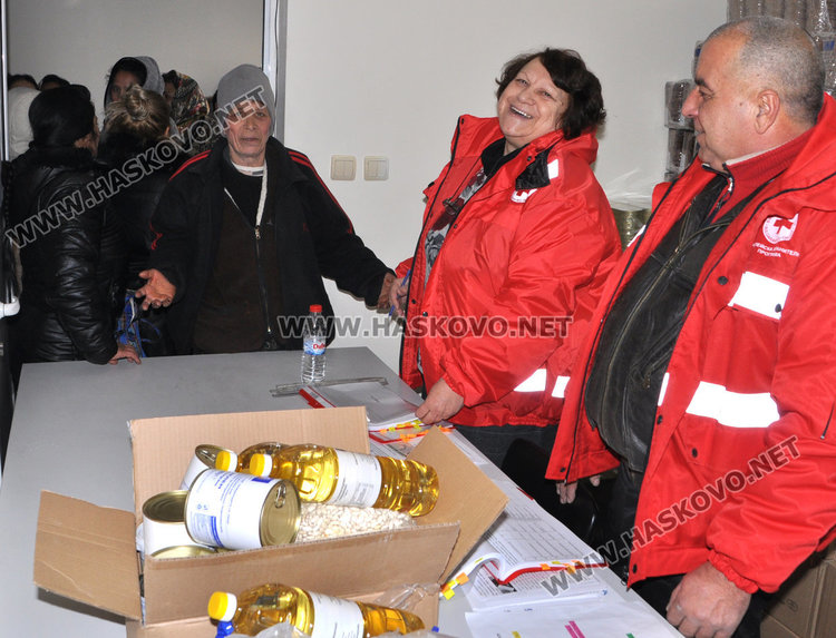 Херинга и говеждо  от ЕС за бедните в Хасково