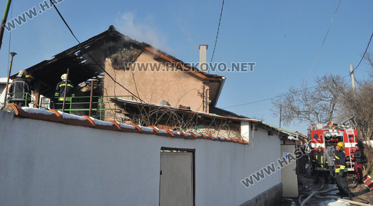 Газова бутилка подпали вила на Кенана