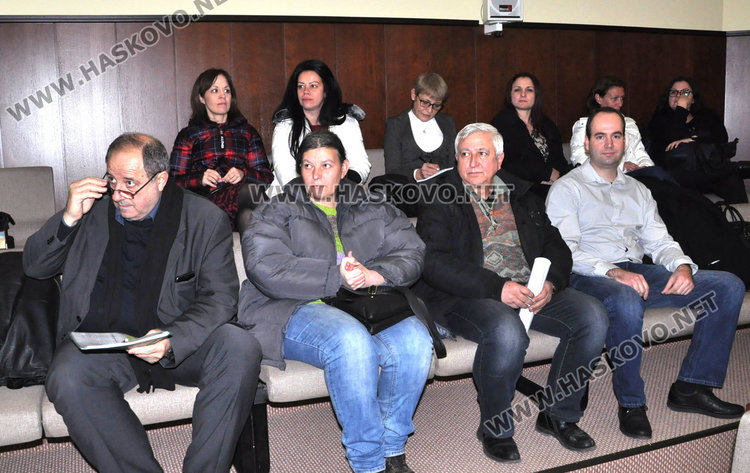 Предлагат еднократна помощ от 560 лева за всяко новородено дете в Хасково