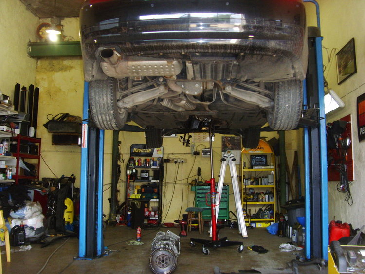 39-годишен е обвинен за  кражба на стойност над 1000 лв