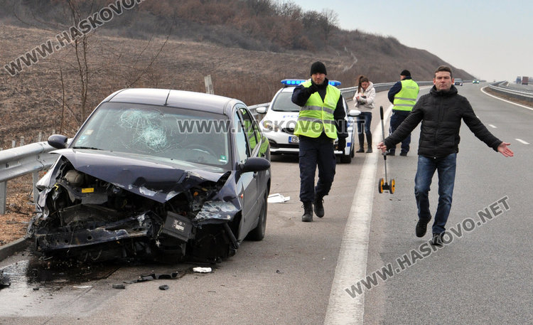 Двама полицаи ранени при катастрофа с кола на Съдебна охрана на магистралата
