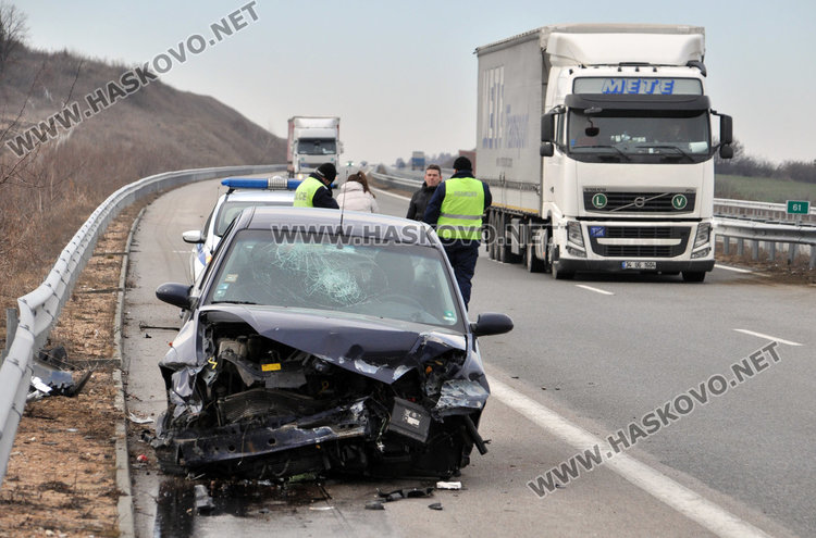 Двама полицаи ранени при катастрофа с кола на Съдебна охрана на магистралата