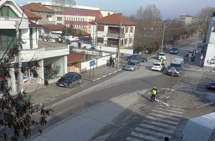Отбиват движението през кръстовището на "Княз Борис I" и "Цар Иван Асен II
