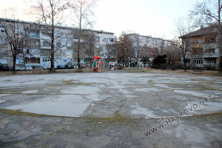 Ще се ремонтира емблематичното "кръгче" в кв. Христо Ботев